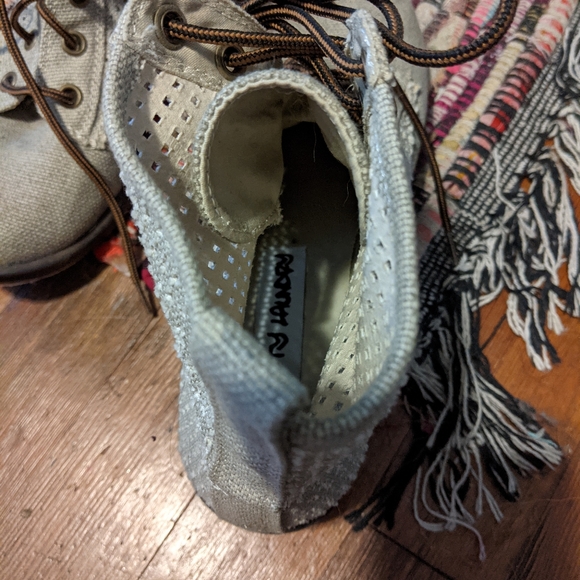 Booties - Picture 4 of 5